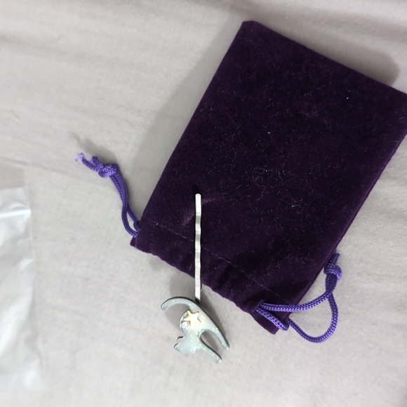 Fancy Cat Hair Pin - Picture 3 of 4